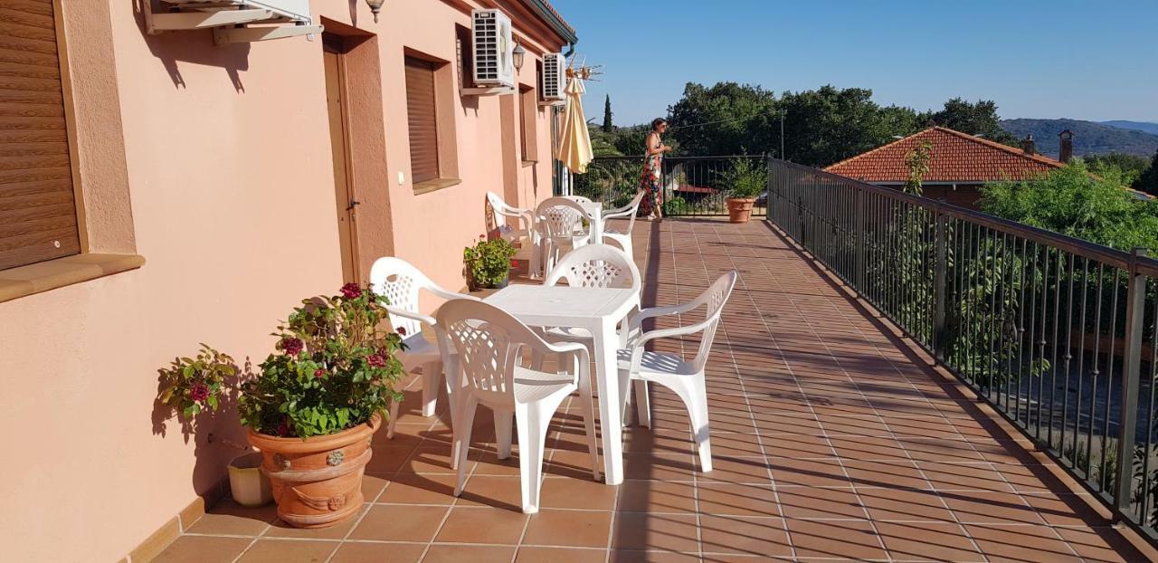 Apartamentossierradegata La Noguera Villamiel Exteriör bild